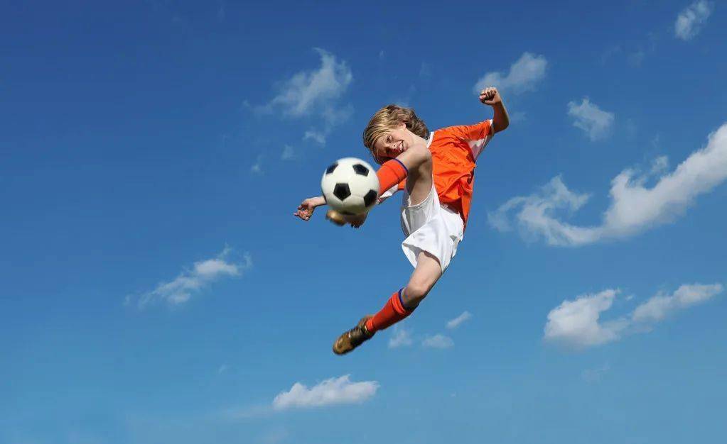 旧金山大学遭3连败！王俊杰首发登场7中3得到8分1板2助