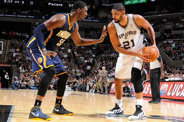 多支东部争冠球队有意浓眉